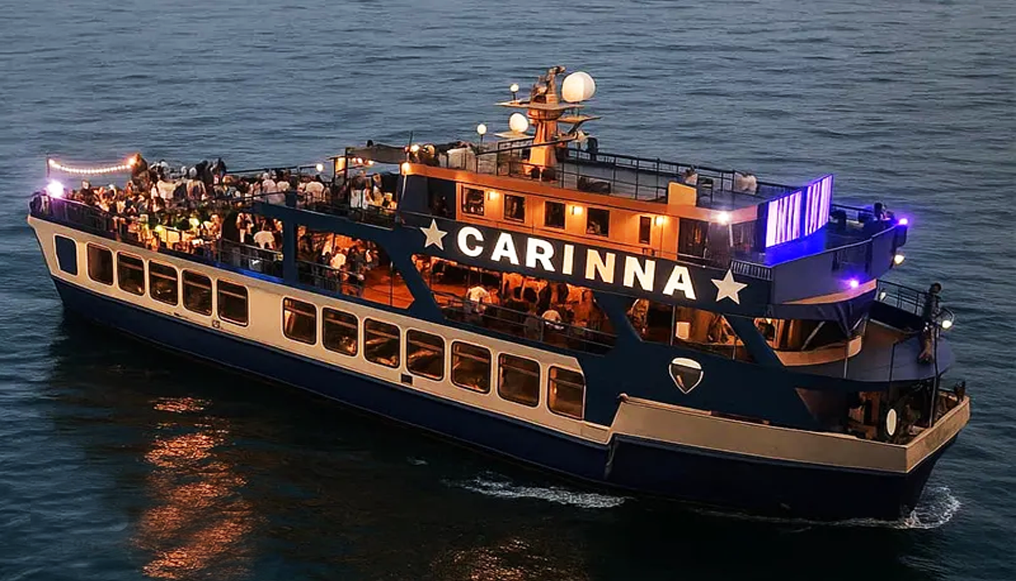 کشتی کارینا کیش